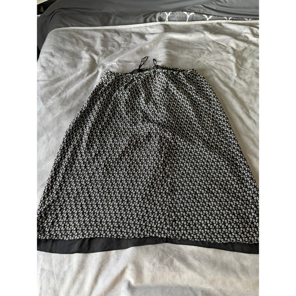 Charter Club Woman Black White Silk Geometric Print Midi Skirt Plus Size 24W - Picture 2 of 3
